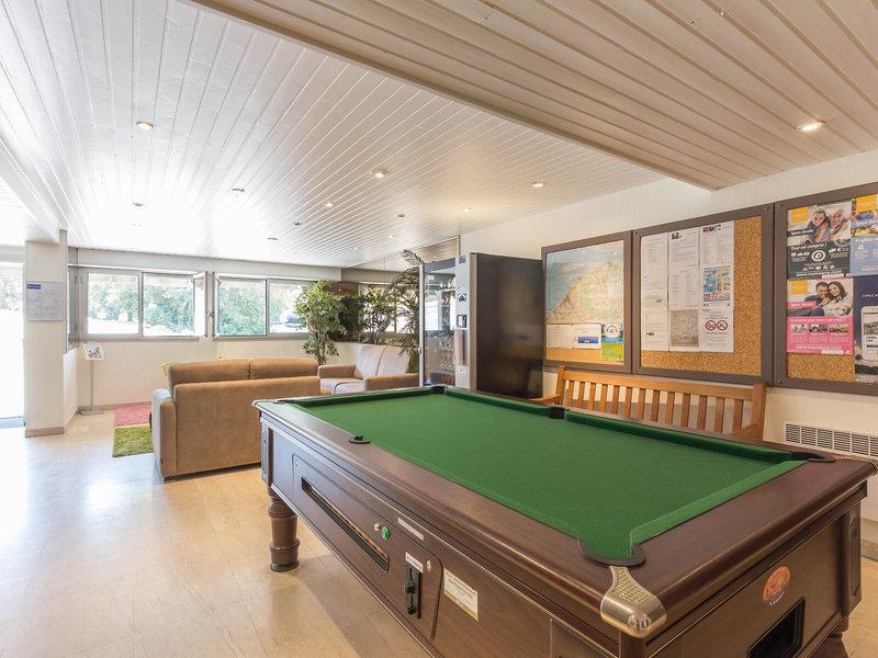 21086075854736571CE700C3406A23D1