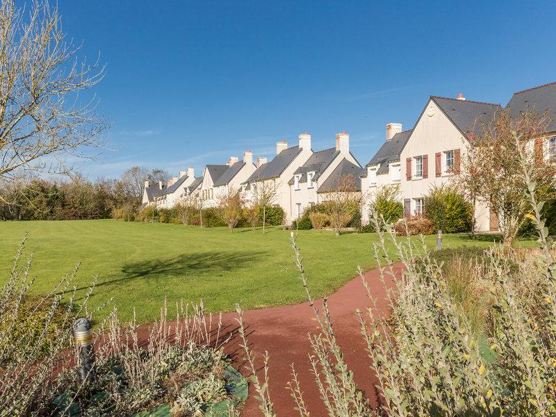 547F1FFABB95939497CBBA56E74F2EBD