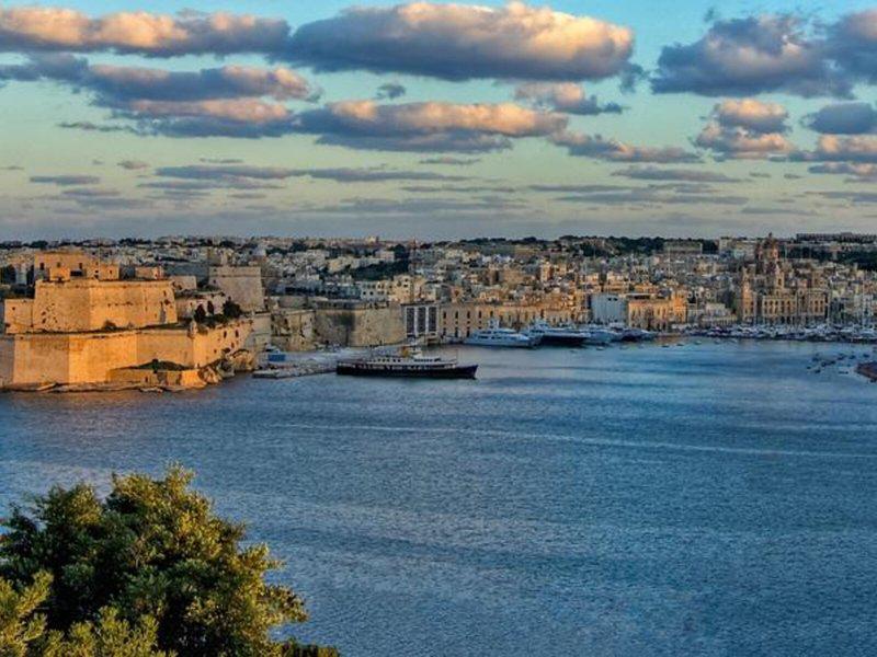 919BA68E505F76D67FC77EF9F758E639