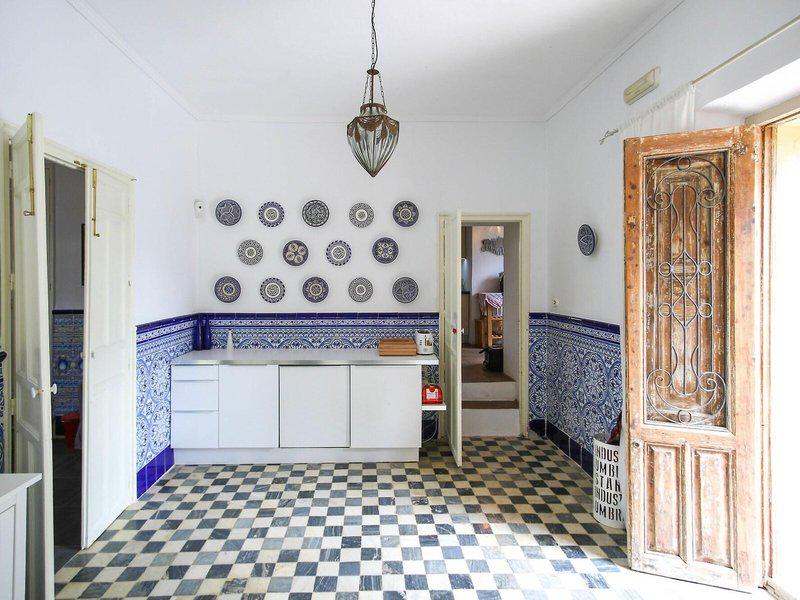 E9DF93C4F2823FE6CAC7074A832FB165