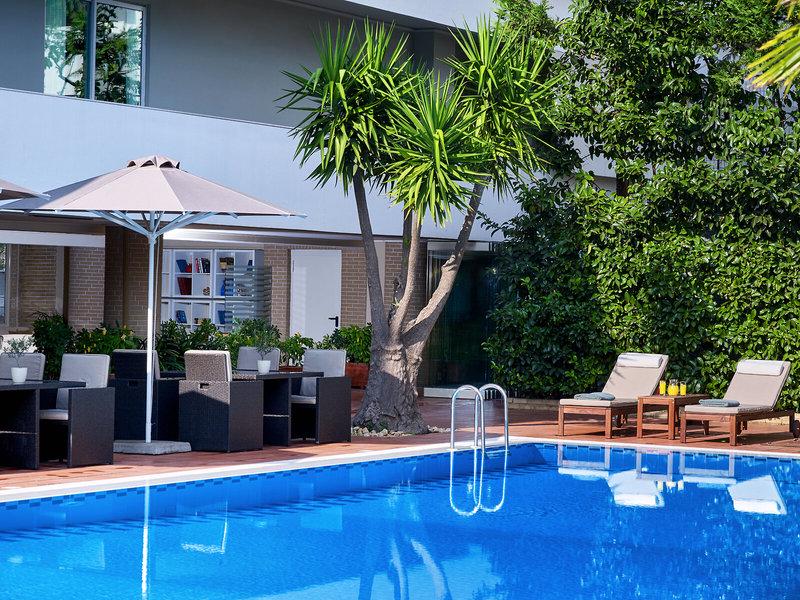 71B77B2FB401A15D2610A7785A5DDF3A