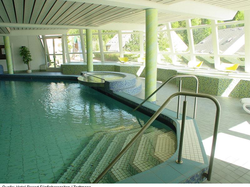 251207DC1A94CC61E6AC02F38275D9F6