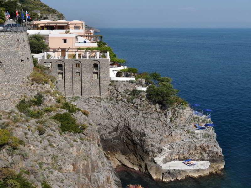 AE9DF4432715A50ADBAB135819BF8AAB