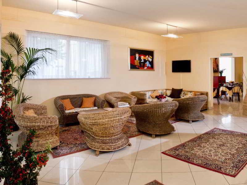 6F4C4C88BB76ADC8D9D6E701EDA2FCFF