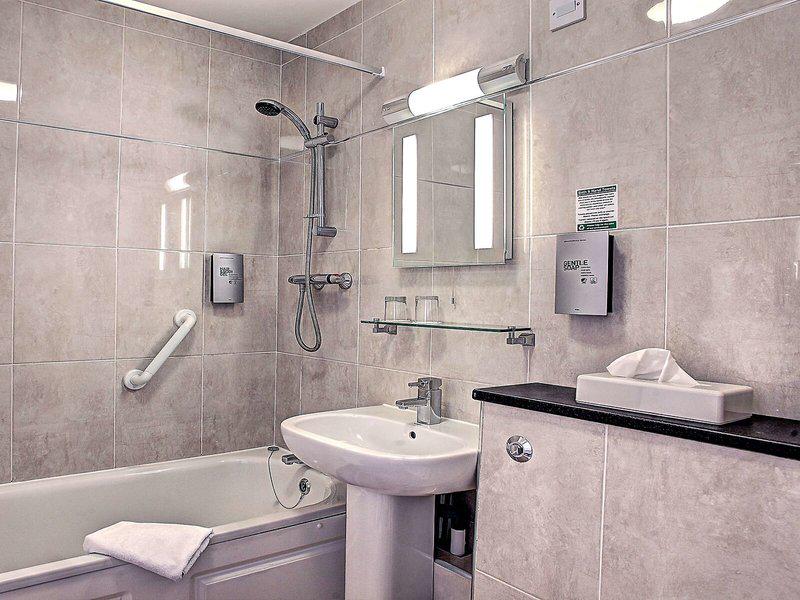 43996342B8BACC39856C29B15D8A00B4