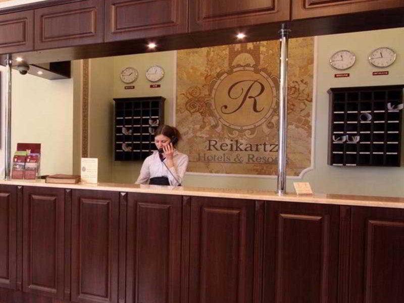 E2B3349A75A0563EAF0703870E2C6FFB