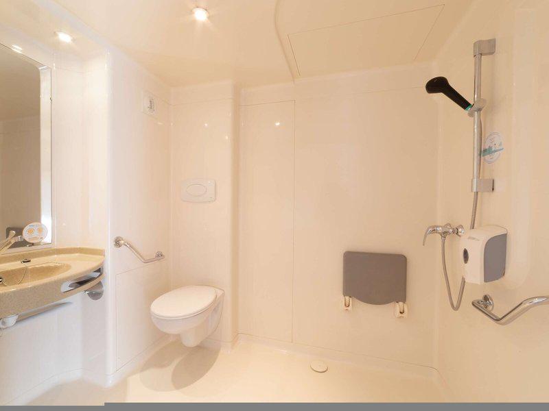 BBC4AB49FC01180C2201E494FD75DC4B