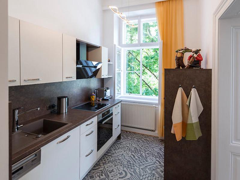 FF9A42F3F40725D2FE4785F8C8BC16DF