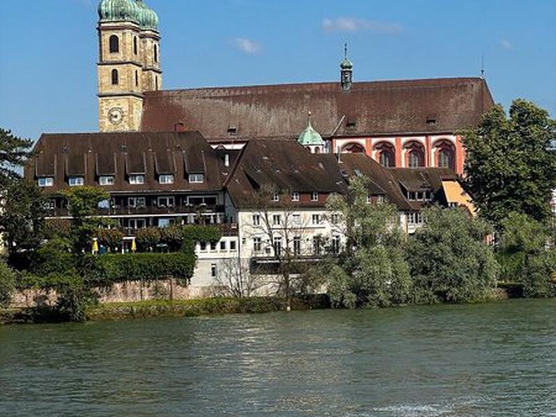 B9499FB78DC39F0C930A4E7D1F711CEB