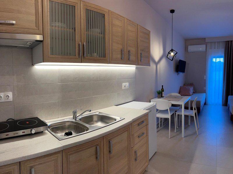 3B6D09428F0BE8BC1C5D2CD34F27D282