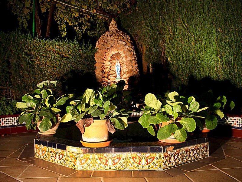 C4F2993529C4BC706E18CDEC83F5F859