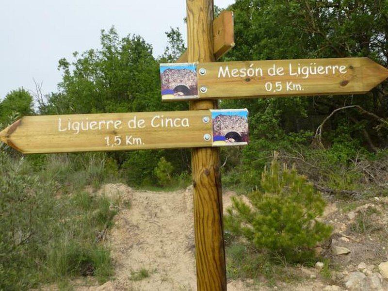 20DB934D87273A98953589BC172059A4