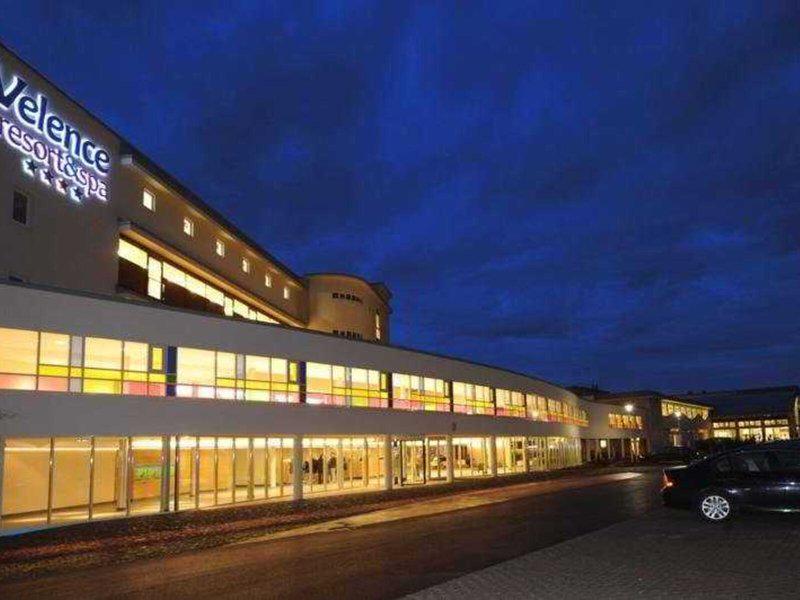 0EC88443A452F09BFAFB89998B731085