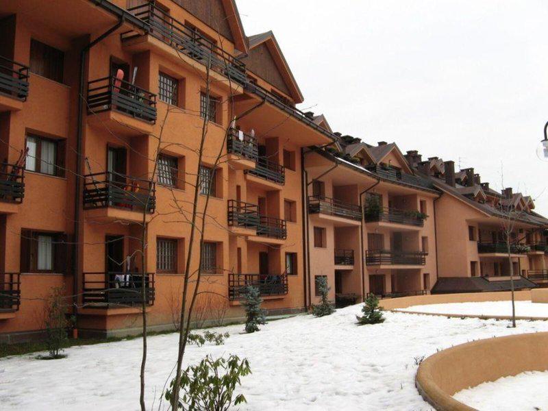 8D640E34B58DEC5DD4409F81FB4A645E