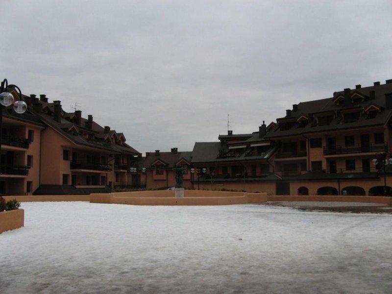 9A6A6E44C4B4497F574E877042D6FE24