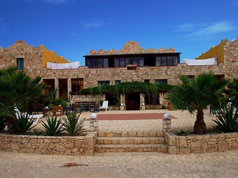 9F7ED448CEDCDAA9990E8C1D15D2DDA7