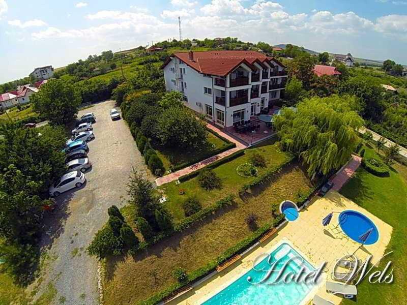 6955FEB58E5D1B2218337BA9739545BE