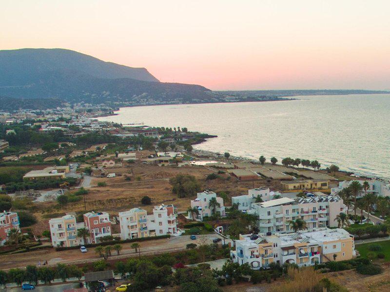 15AECB1487D3DE6CE0A9F6FF729B44C4