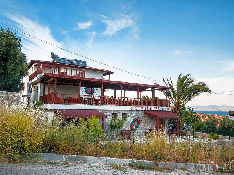 ECEF8F3B6AB33FEBD97BD8EA6D244BDB