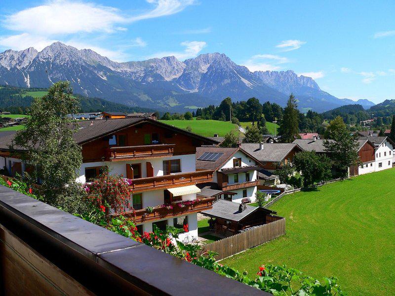 D68EC6236DC596D8A05BF8115570BA55