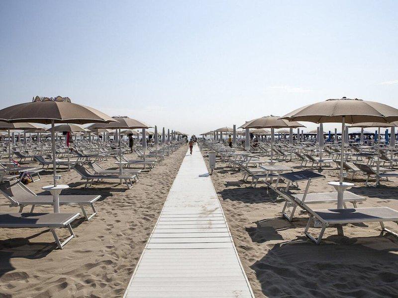 BAD87011502057CEF7E7AFC17D17DB46