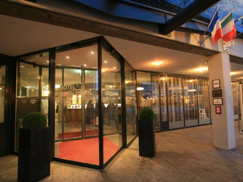 9B5EF9409D94963E0E0FA444DEDE6CC6