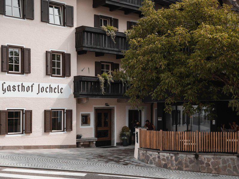 423B6B94E2CD5771B33E0015F2D9C982