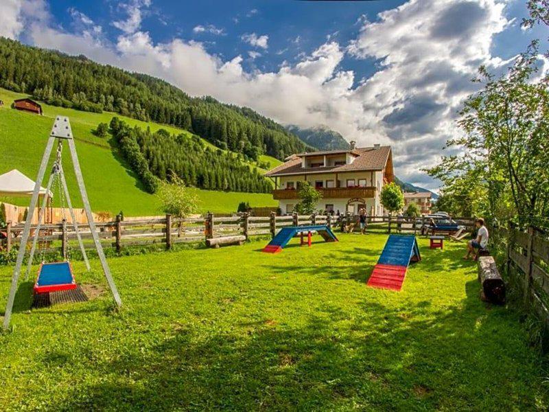 9530A85E6303012484CD10E08637C02F