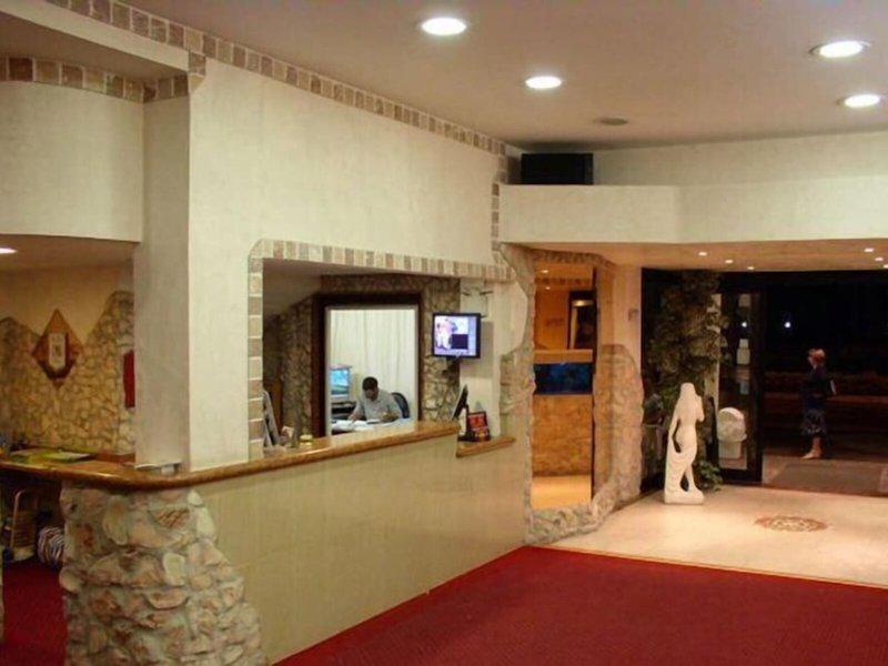 20D716FB6D1B5673A2A23003E490E412