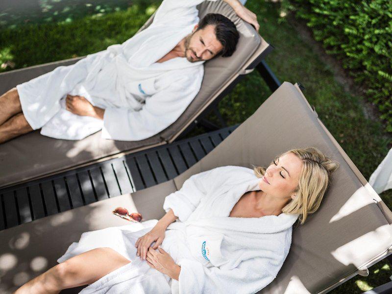 B394057FCF4A47BD9ED437292AEA3E7A