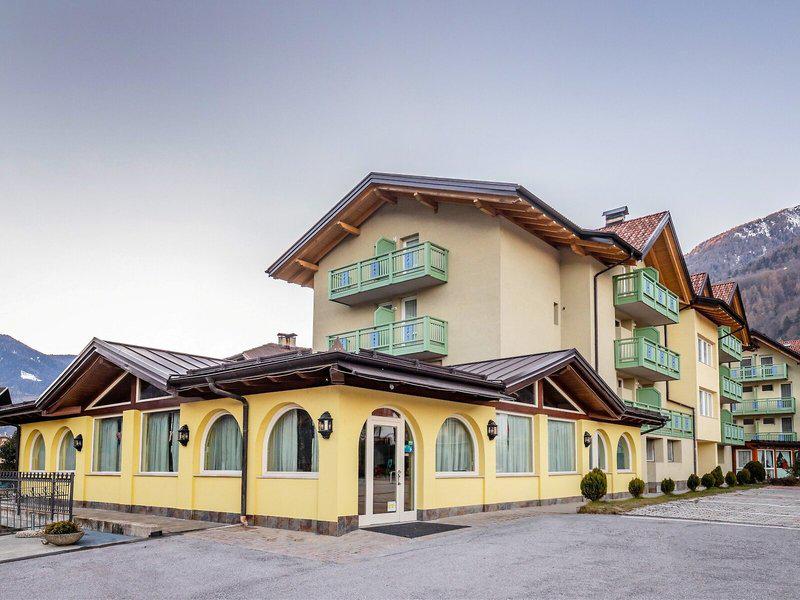 E1991B897BDFEC06A497D6E675C7D0E9