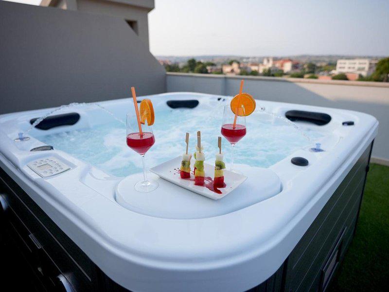 967F0E70CDB986AFF4C058A0DE30054E