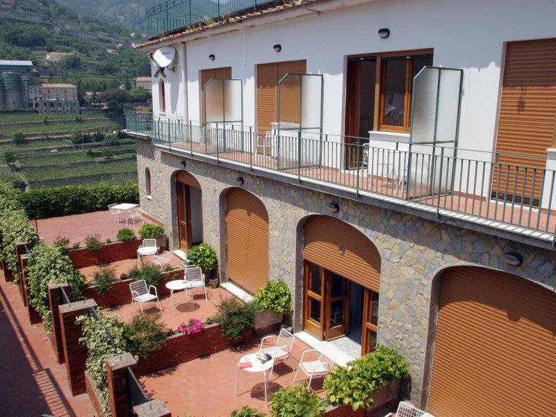 51498C303D64892F6C167C22BCAE1A04