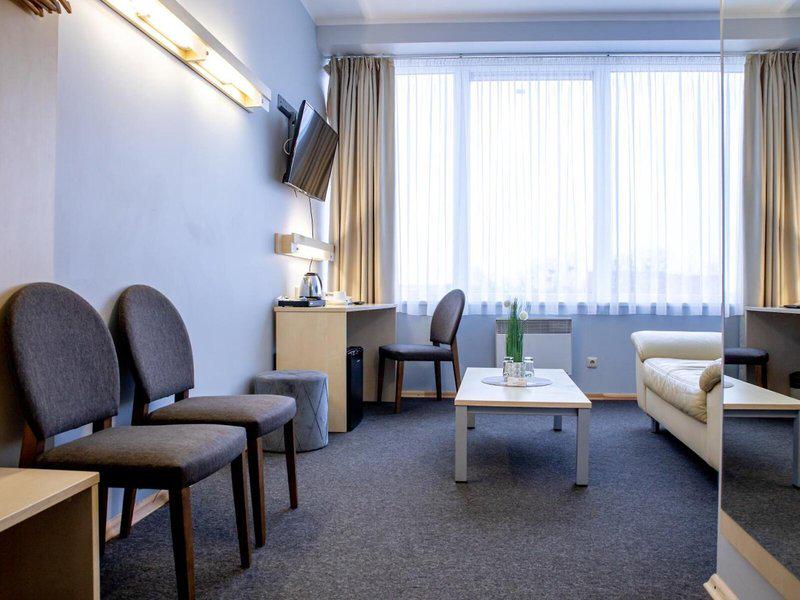 DB6E7D531E4F7507ED552CB4D064EE71