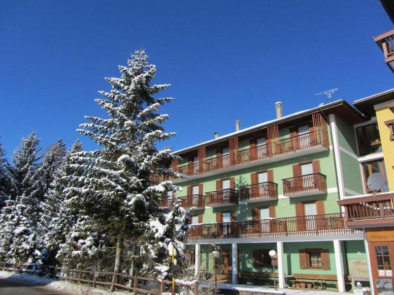 68E0314C2BE23F875F7B48C16C45AC0B