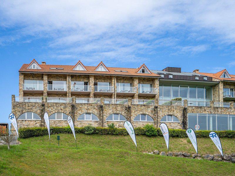 EA1731BA827E0B6F9F42580B0F3DC515