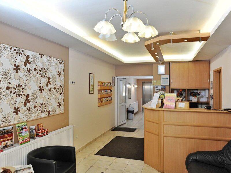 7069F37FE6BB22DBC61DAC52C8916A05