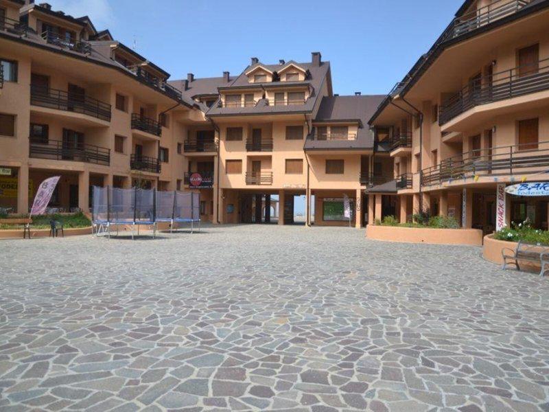 C081698E1D002898F37C3E0D898F4A83