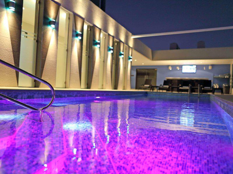 BB0B8EA4E5195F9D9F23A15D98E1B63C