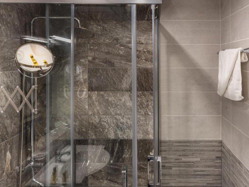 1231571B85BEBDCDF56B34957154083A