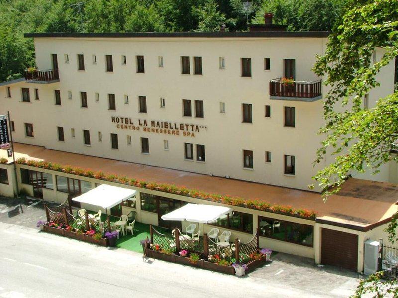 B20012A09C4BC42379B7D62DD9432270