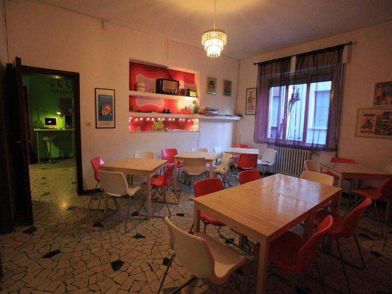 91B05104698D897EF1752508FD28BD22