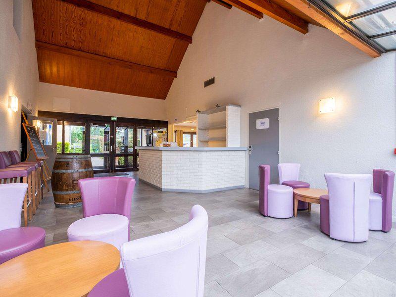 137BDEE3FE8B28AF537E32C06D23D060