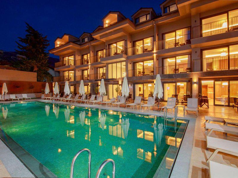 02D945790CEDCCFD40B7A001368A2796