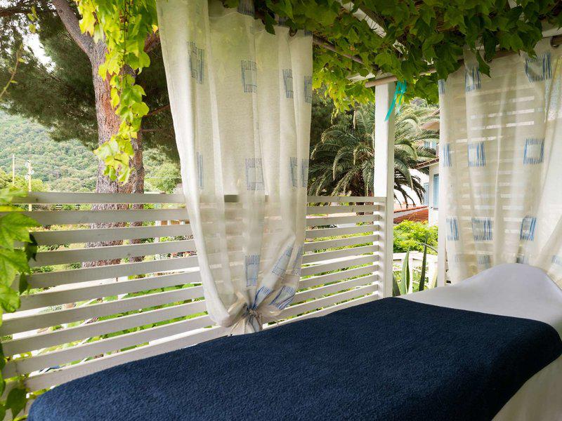 0B33EA2142CD9323D7932C4FD6DF5877