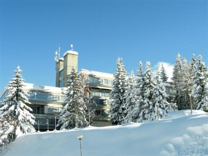 E7F182004D01D7DA3EBCA9441CD9B647