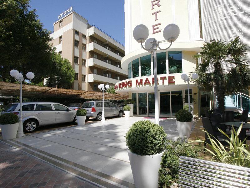 B17ACD47CF229FDECAB37D6C851E4705