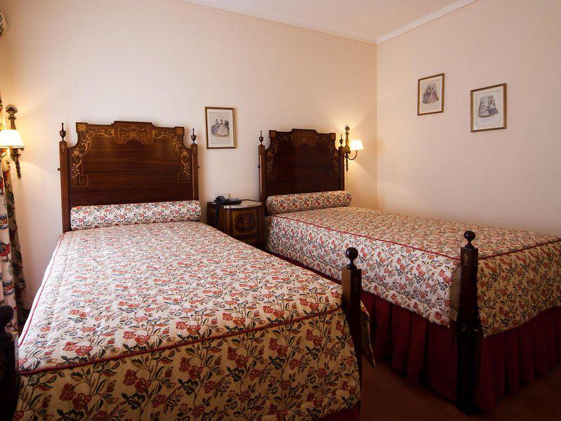 3DD574DA1E8791778C31F4C2325DE9FF