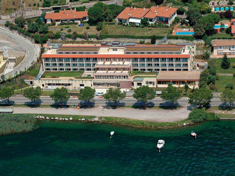 17ADECB99B935E0C0C0B0830F5A1DAB7