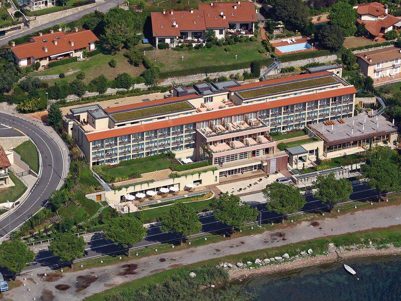 9E19AB3CB14C2051F2232738CC502FA9